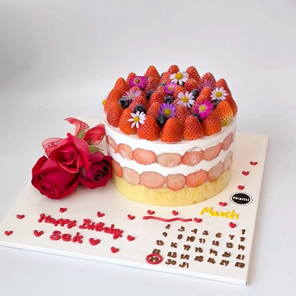 Berry Fruit Cake - Image 2