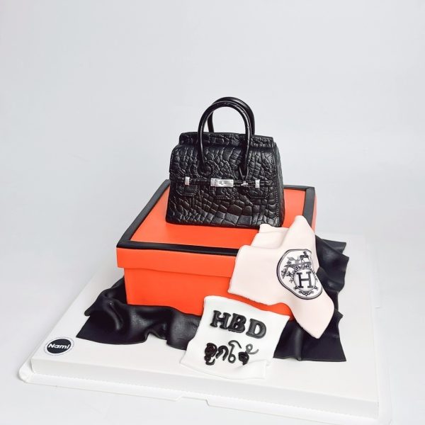 Brand sculpture Cake - Image 8