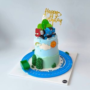Cartoon tall cake