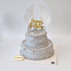 Two-layer lace cake