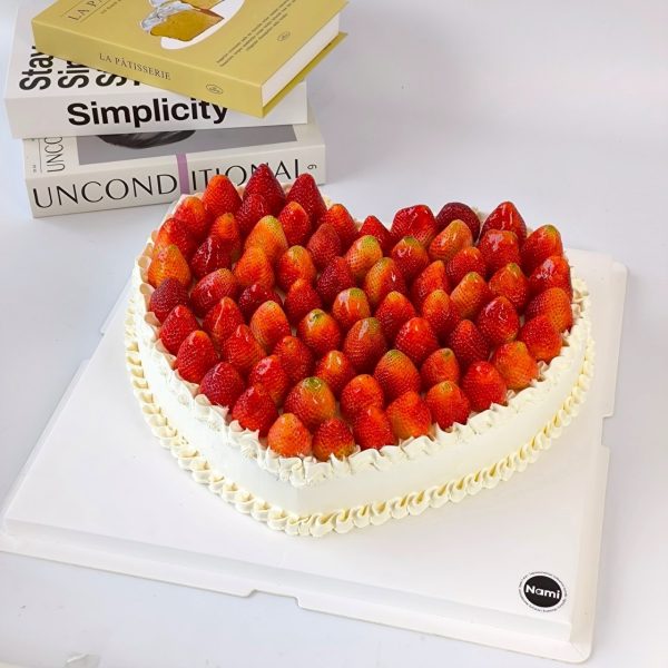 Large Strawberry Cake-01 - Image 2