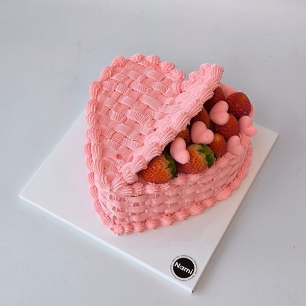 Pink Heart Cake - Image 3