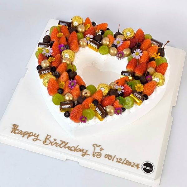 Red Heart Cake - Image 6