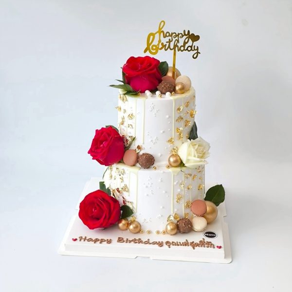 Red Rose Cake - Image 4