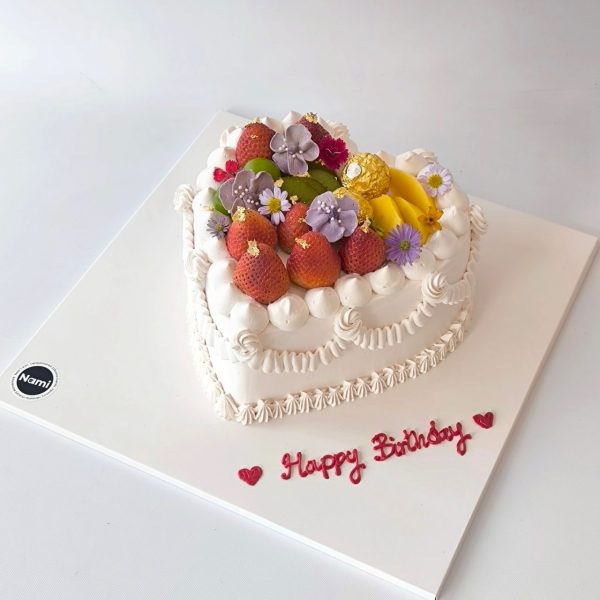 White Heart Cake - Image 2